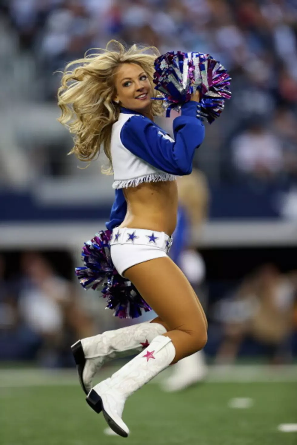 Cheerleader of the Day: Dallas Cowboys