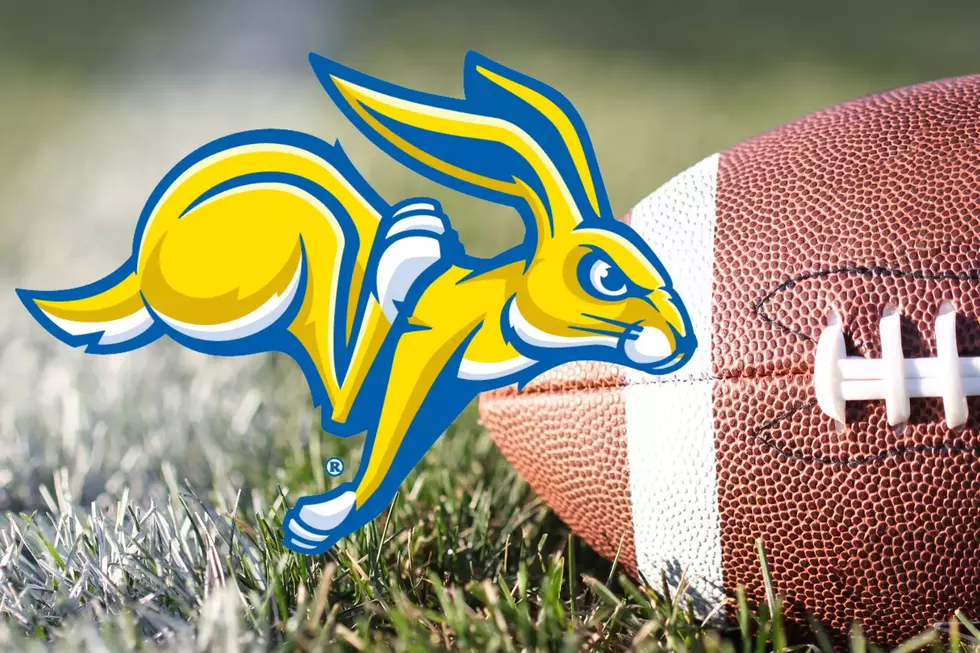 South Dakota State Unveils New Black Helmet, Alternate Uniform